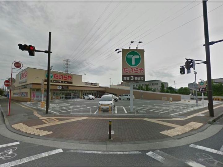 グランドアクアの周辺