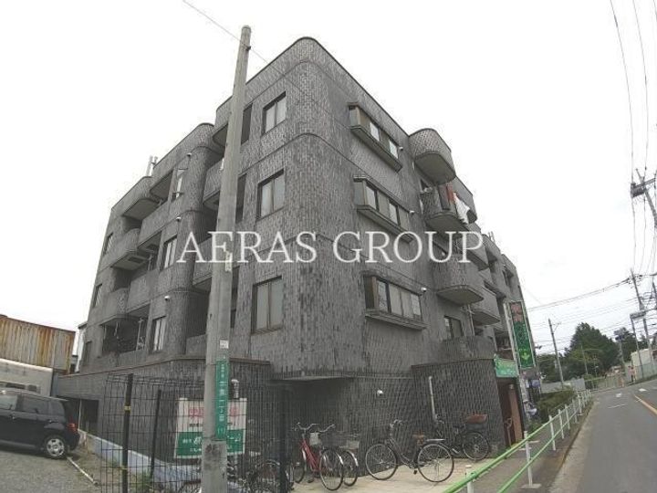 エステート武蔵村山の外観