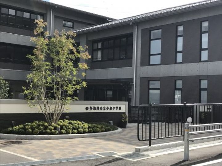 リンピア宝の周辺