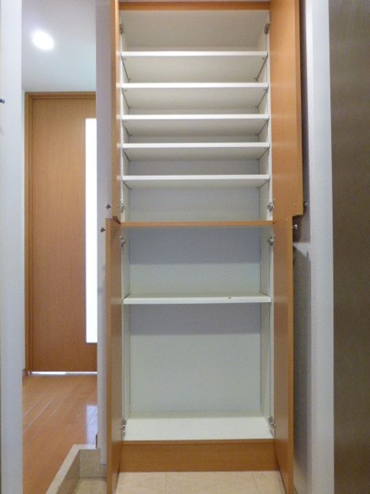 東京都港区南麻布2(マンション)の賃貸物件の玄関