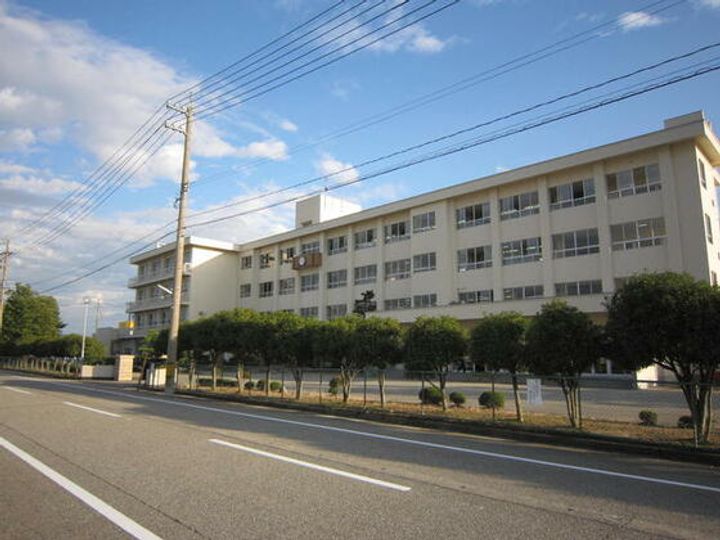 ファイン西荒屋の周辺