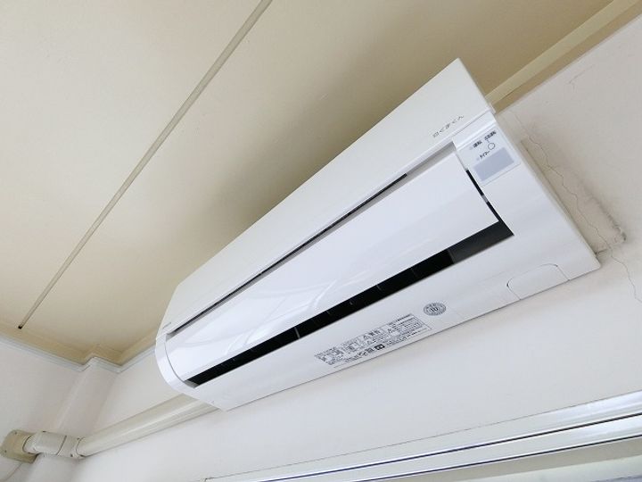 小吉ビルの内装