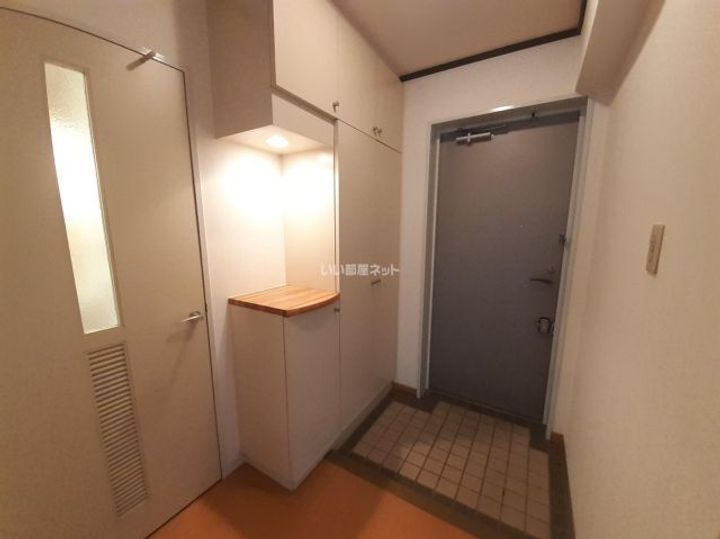 大阪府茨木市竹橋町(マンション)の賃貸物件の玄関