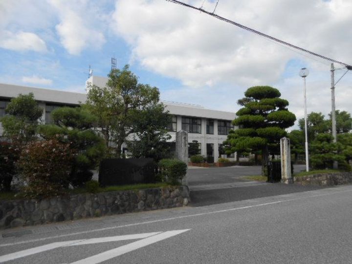 グリシーヌ アビテの周辺