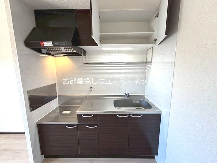 鹿児島県指宿市十町(マンション)の賃貸物件のキッチン