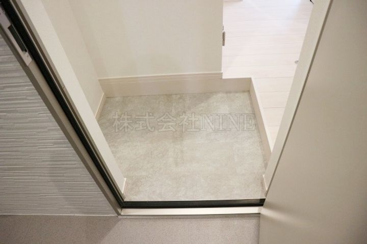 岡山県岡山市南区新保(アパート)の賃貸物件の玄関