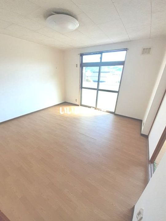 モウコハイツの居間