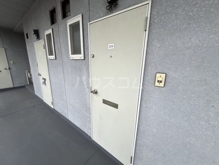 クレールOの玄関