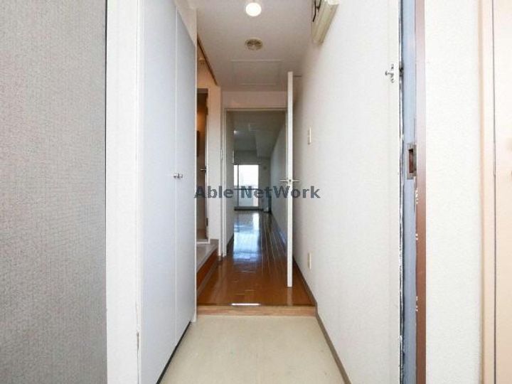 ノースビレッジ本江の玄関