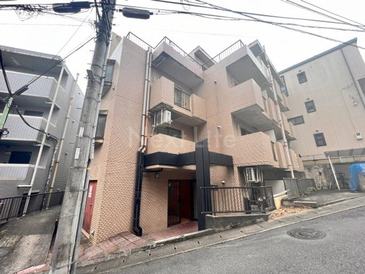 神奈川県川崎市宮前区馬絹3(マンション)の賃貸物件の外観