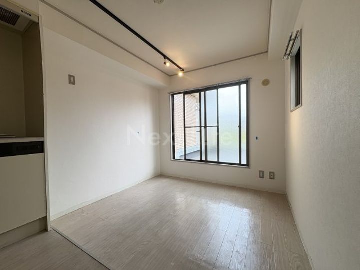 神奈川県川崎市宮前区馬絹3(マンション)の賃貸物件の居間