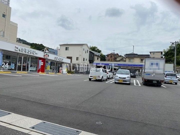 ヴィラ・フェリシアの周辺