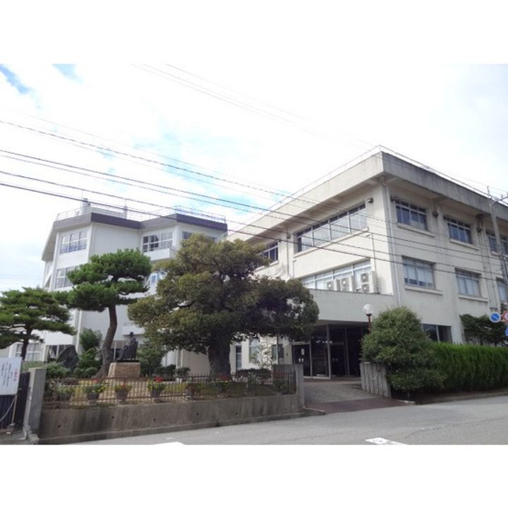 エアリ- ハウスの周辺