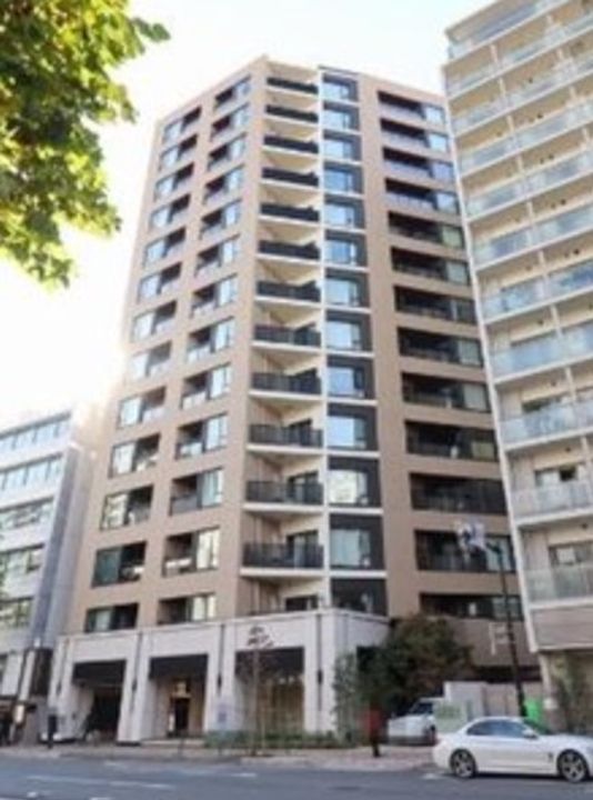 東京都渋谷区広尾5(マンション)の賃貸物件の外観