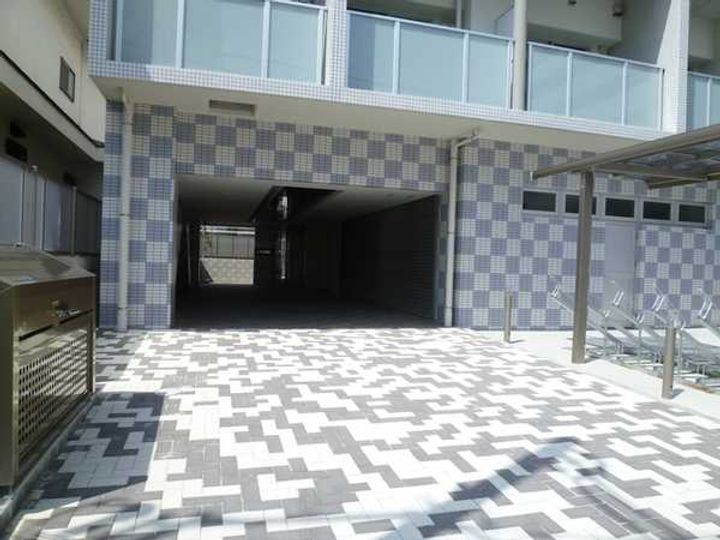 千葉県船橋市湊町2(マンション)の賃貸物件の地図