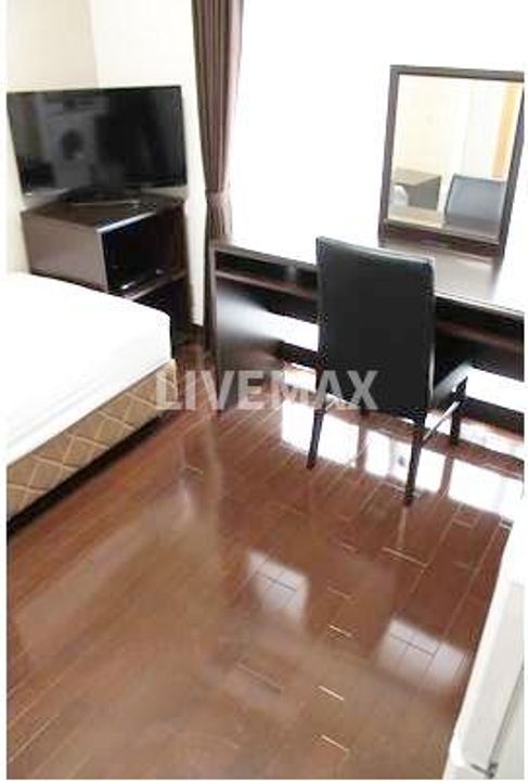 クリオ鵜の木壱番館の居間