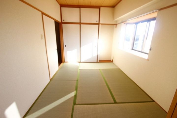 クシティガルバビルの内装