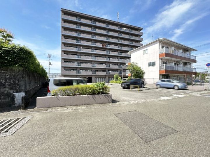 高知県高知市大原町(マンション)の賃貸物件の外観