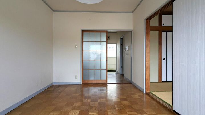 和久井コーポの居間