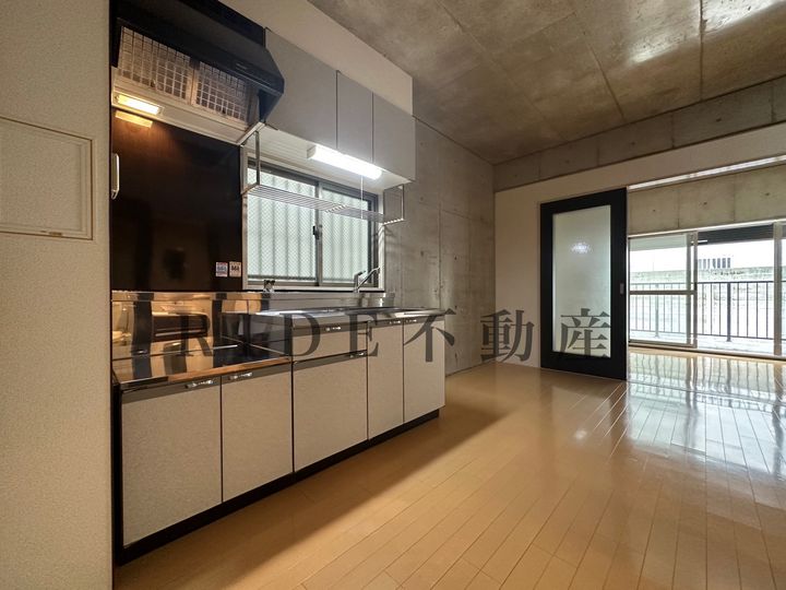ブランカ南住吉の居間
