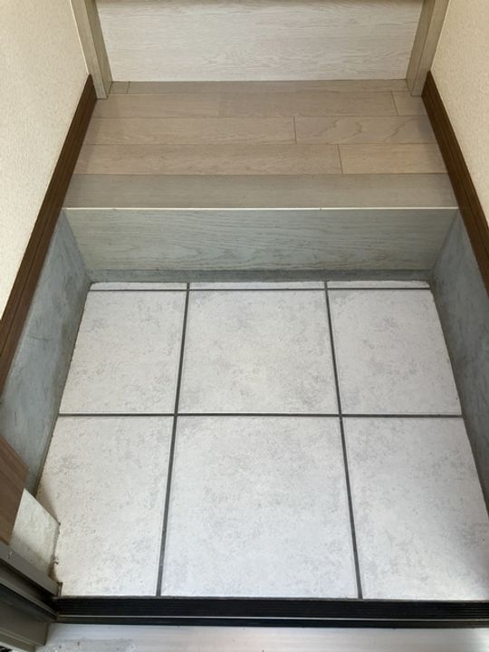 パークフラットの玄関