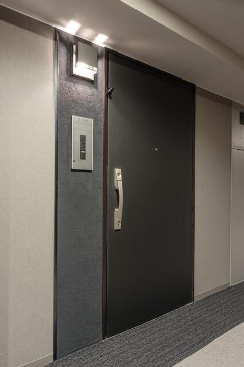 東京都大田区大森北5(マンション)の賃貸物件の玄関