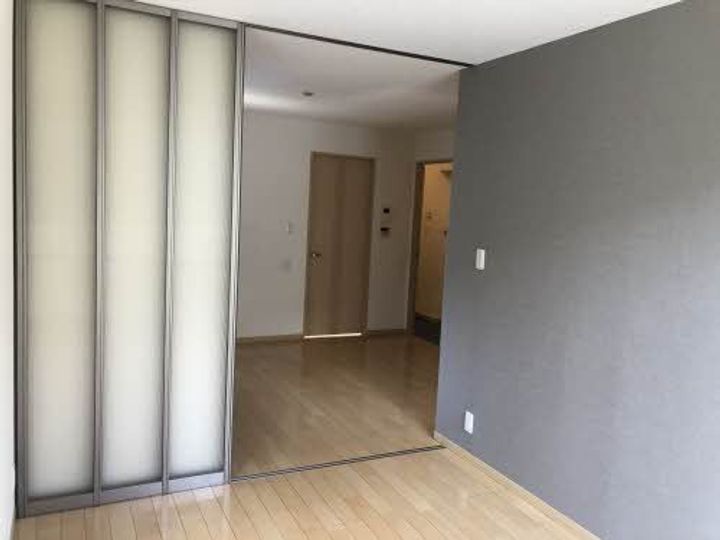 シャーメゾン長津の居間