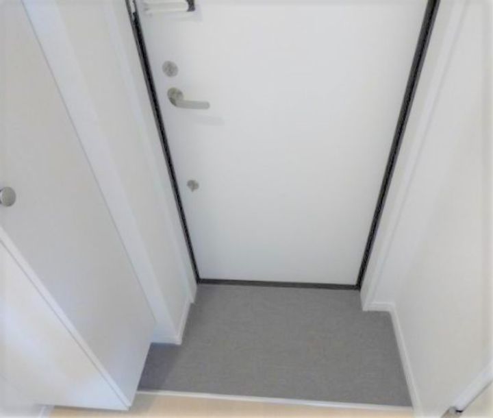 千葉県習志野市谷津5(アパート)の賃貸物件の玄関