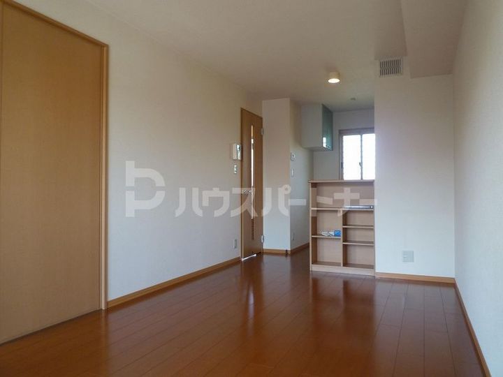 ローズパレスの居間