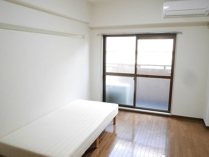 ル・ウエスト・チトセの居間