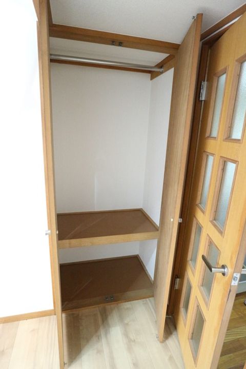 モア鷹の台の内装