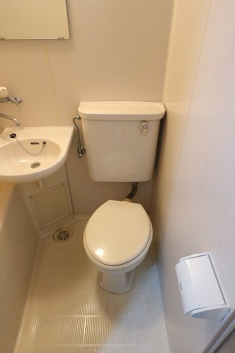 モア鷹の台の内装