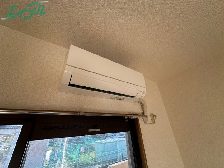 テージスの内装