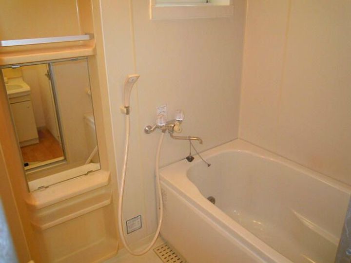 神奈川県小田原市中里(アパート)の賃貸物件の風呂