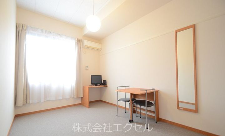 東京都立川市富士見町2(マンション)の賃貸物件の居間