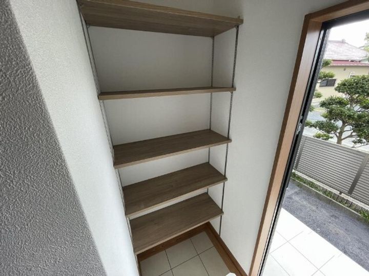 静岡県浜松市中央区向宿1(一戸建)の賃貸物件の玄関