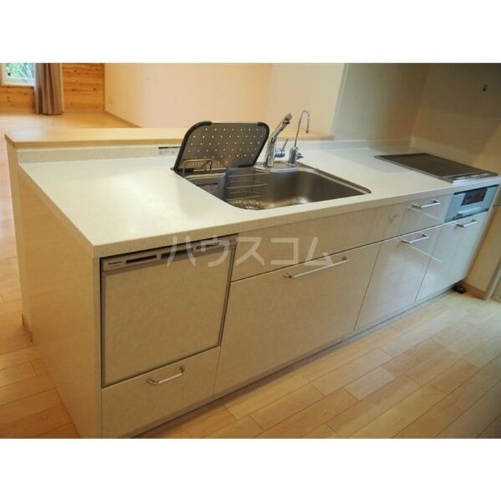 栃木県小山市駅南町6(一戸建)の賃貸物件のキッチン