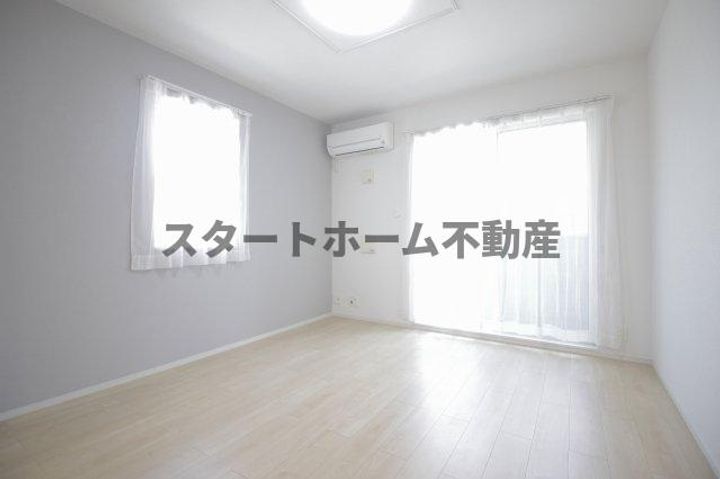 徳島県徳島市北矢三町2(アパート)の賃貸物件の居間