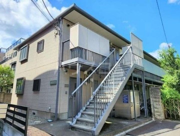 エメラルダスの外観