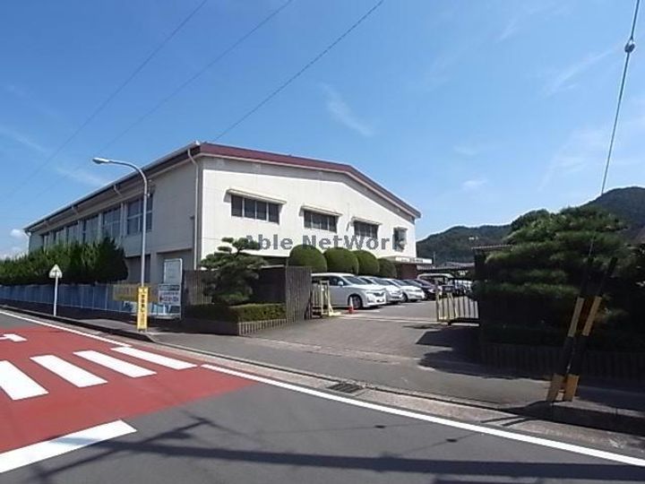 岐阜県山県市高富(アパート)の賃貸物件の周辺