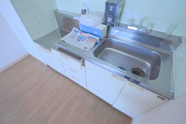 ファミール上小阪のキッチン