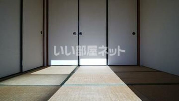 コーポ鈴木の内装