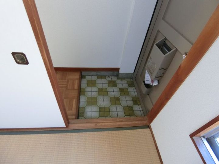 兵庫県西宮市笠屋町(マンション)の賃貸物件の玄関