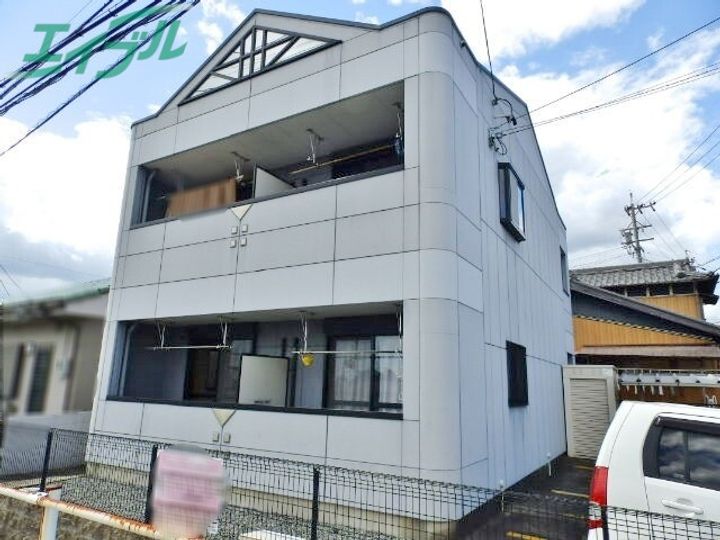 ポケットハウスの外観