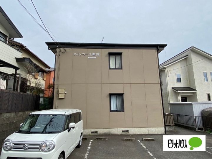 メルベーユ新梨の外観