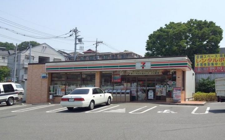 レジェンド磯子の周辺