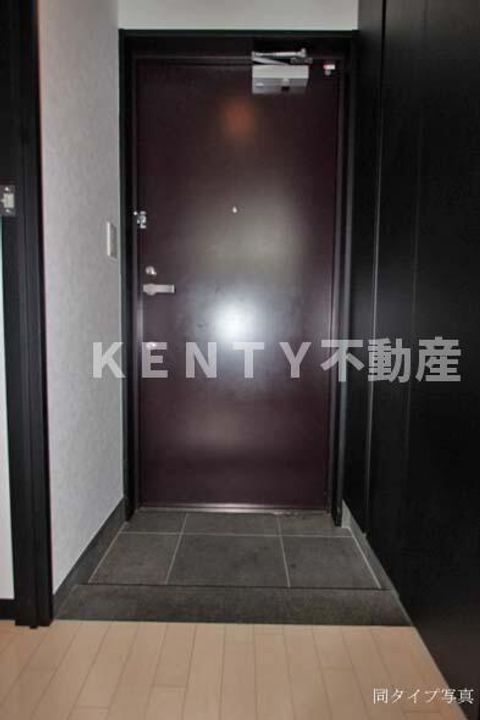 大田西馬込レジデンスの玄関