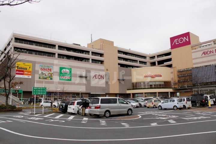 サンタバレーの周辺