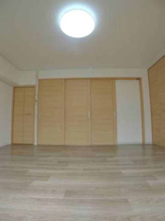 愛知県名古屋市中区千代田5(マンション)の賃貸物件の居間