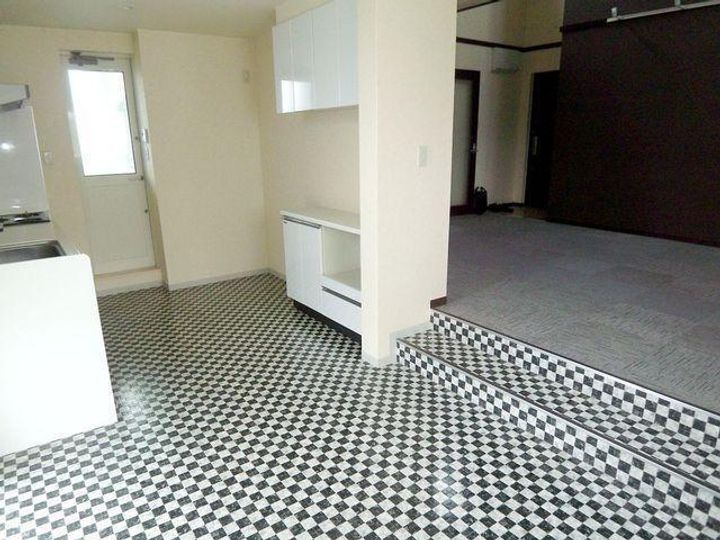 アウラEASTの居間